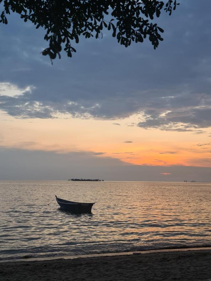 Glory Beach Resort Seaview Private 2Br Port Dickson Zewnętrze zdjęcie